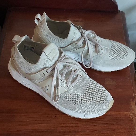 New Balance Cream Sneakers - Picture 2 of 5